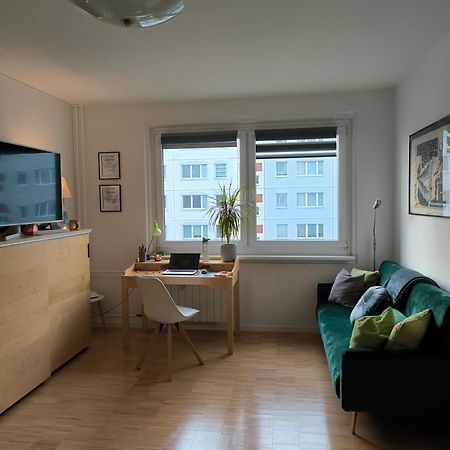 Ferienwohnung Fuer 1-3 Personen In Berlin, Naehe U Friedrichsfelde מראה חיצוני תמונה